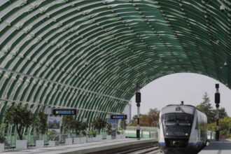 circulatia trenurilor catre aeroportul otopeni va fi modificata in urma unor lucrari anuntul cfr 691712bae6932