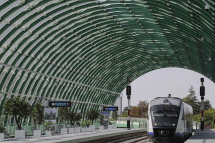 circulatia trenurilor catre aeroportul otopeni va fi modificata in urma unor lucrari anuntul cfr 691712bae6932