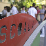 consilier al premierului programa de limba romana pentru clasa a ix a pare croita pentru studentii din anul intai de la litere 692b3958dff38