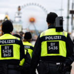 descoperirea unei bombe din cel de al doilea razboi mondial a dus la evacuarea a 21 000 de persoane in germania 69184cc64ce42