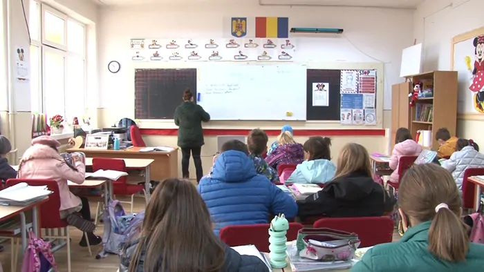 elevii de la scoala gimnaziala nr 1 rasova invata in frig ce spune seful isj 691499dcf1049