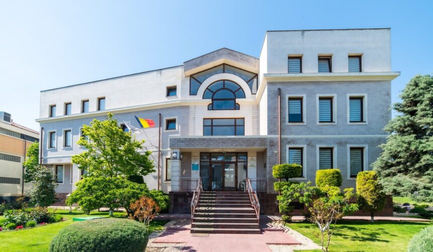 exclusiv baroul constanta are 11 noi avocati care depun astazi juramantul iata cine sunt acestia 6920297bd2fa1