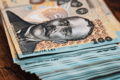 exclusiv cum vrea guvernul sa limiteze cumulul pensie salariu la stat angajatii vor primi 15 din pensie pana la 70 de ani sefii exceptati 691b105e75a0a