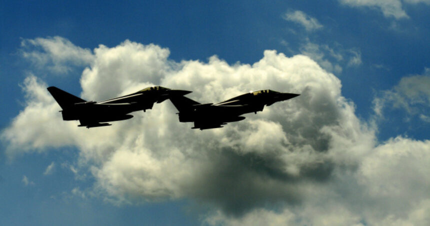 exclusiv de ce n au tras avioanele de lupta in drona care a survolat estul romaniei mosteanu nu putem sa tragem fara a ne gandi la consecinte 69262b9d11a38