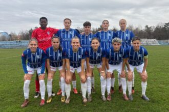 fetele de la farul constanta si au asigurat matematic primul loc la finalul sezonului regulat 6921f09488994