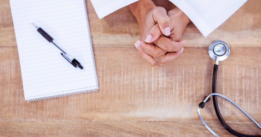 fise medicale din pix pentru lucru la inaltime eliberate de mai multe cadre medicale din craiova perchezitii in dolj olt si sibiu 6909bab086418