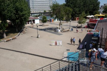 fostul sef al administratiei pietelor vrea sa ridice o vila turistica in zona perla din mamaia in locul unei cladiri vechi 691468199eabc