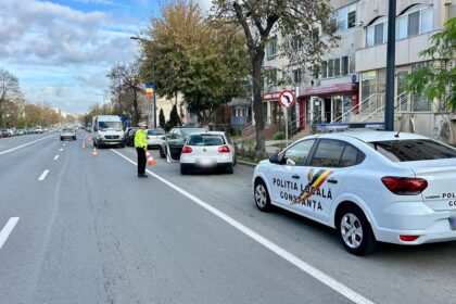 foto atentie soferi societatea confort urban monteaza separatori de trafic pe bulevardul lapusneanu din constanta 69087597f06ae