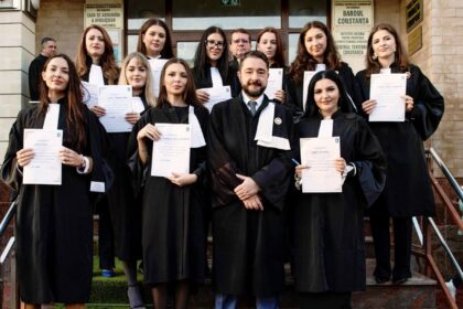 foto baroul constanta are de ieri 11 noi avocati imagini emotionante de la eveniment 69218c906947a