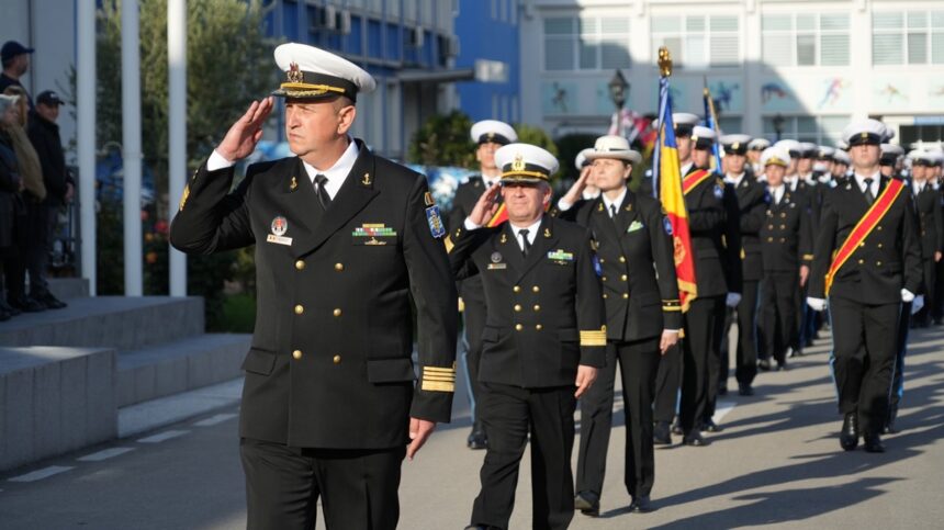 foto comandorul marius constantin istrate este noul comandant al colegiului national militar alexandru ioan cuza 690a3ea292453