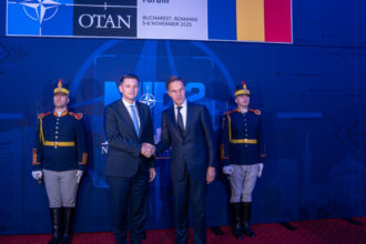 foto mark rutte intalniri cu presedintii senatului si camerei deputatilor romania este o tara sigura protejata de alianta 690bb366b0b4c