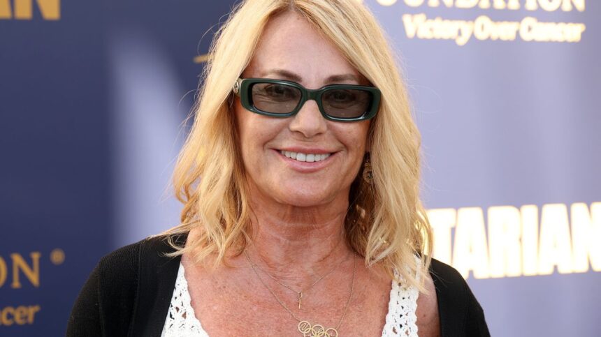 foto si video nadia a dansat pe o celebra melodie romaneasca la 64 de ani imaginile virale in lume 69145b53dbd01