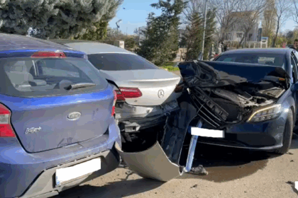 foto video tragedie in constanta dupa ce trei masini s au accidentat la intrare in mamaia in zona malibu un sofer ar fi suferit un infarct 69243dc075235