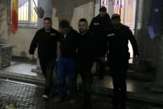 foto video un barbat din medgidia incatusat dupa ce a urmarit o femeie pe strada si a pipait o iata unde s a intamplat totul 6911b04a95f58