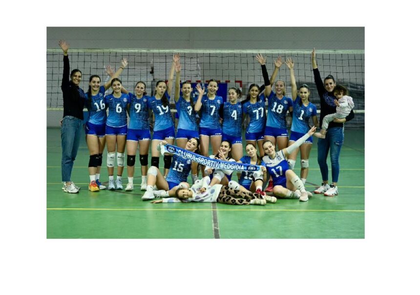 foto voleibalistele de la cs medgidia au invins echipa de la cs navodari dupa un meci maraton de cinci seturi 69230bef983d2