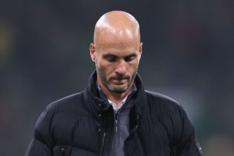 foto wolfsburg l a concediat pe antrenorul olandez care era supranumit gouda guardiola 69120cabf39ca