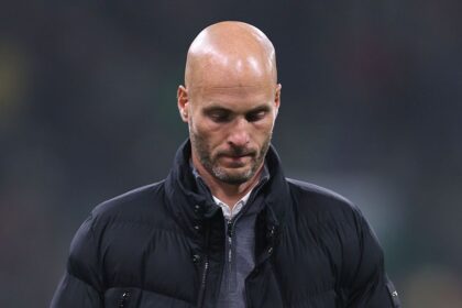 foto wolfsburg l a concediat pe antrenorul olandez care era supranumit gouda guardiola 69120cabf39ca