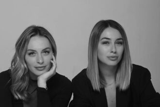 galerie foto ana bogdan aparitie spectaculoasa alaturi de sora sa de cate luni nu a mai jucat un meci oficial de tenis si pe ce loc a ajuns in clasament 690b12c05b9e8