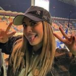 galerie foto cea mai infocata fana a lui inter a reactionat dur sa i cereti scuze lui cristi chivu 6911adfb100c5