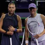 galerie foto dupa 12 0 in finala wimbledon swiatek a pierdut in fata anisimovei poloneza eliminata in grupele turneului campioanelor 690c59b743cc9