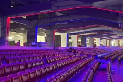 galerie foto gata se deschide cel mai mare stadion din europa cate bilete s au vandut 690876c69c55c