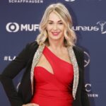 galerie foto nadia comaneci la 64 de ani zeita de la montreal sarbatorita de dinamo clubul la care lucreaza 69142db396de8