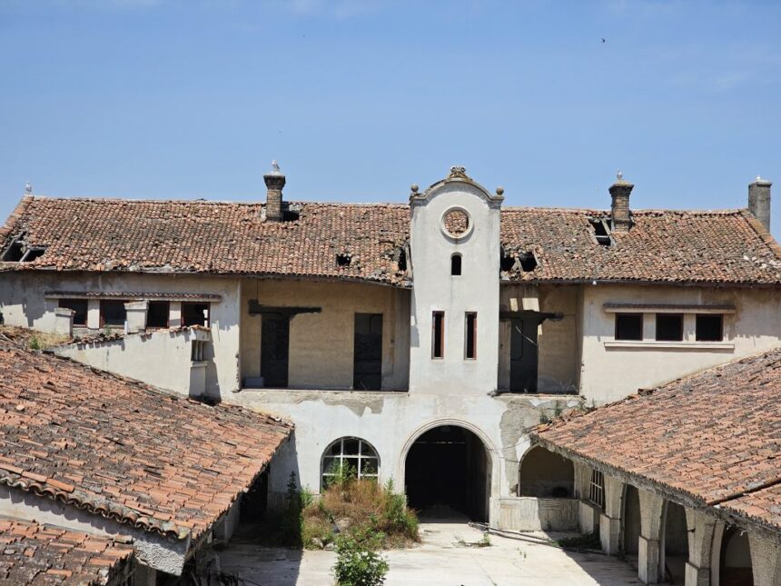 hanul balcan intra in etapa de reabilitare a interioarelor 6921971dad68f