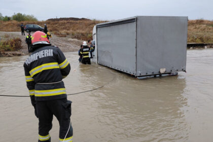 hidrologii anunta cod portocaliu de inundatii pana duminica in judetul prahova alte 12 judete sunt sub cod galben 69298fe806072