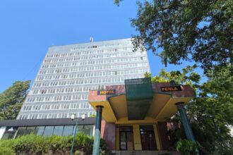 hotelul perla din mamaia ramane deocamdata in picioare specialistii permit doar reparatii interioare 690b2d7daa56e