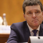 huiduieli la alba iulia in momentul depunerii coroanei din partea presedintelui nicusor dan 692c528ad6873