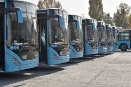 inmatricularile noi de vehicule au crescut cu 197 in trimestrul trei din 2025 cele mai mari cresteri sunt la autobuze si microbuze 6909e15b3dec4