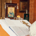 intrarea in biserica a maicii domnului cel mai important indemn al preotului un gest simplu dar incarcat de simbolism 692012a30b5ee