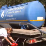 isu prahova trimite cisterne de mii de litri pentru a asigura apa menajera in localitatile din judet cate familii vor beneficia 692c75cb991fe