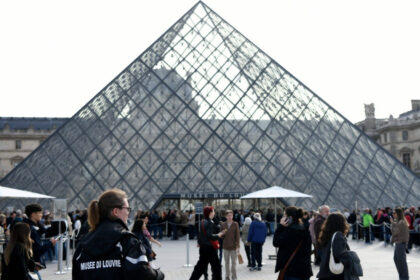 jaful de 88 de milioane de euro de la luvru ministrul francez de interne promite rezultate rapide privind recuperare bijuteriilor 690729422fe6a