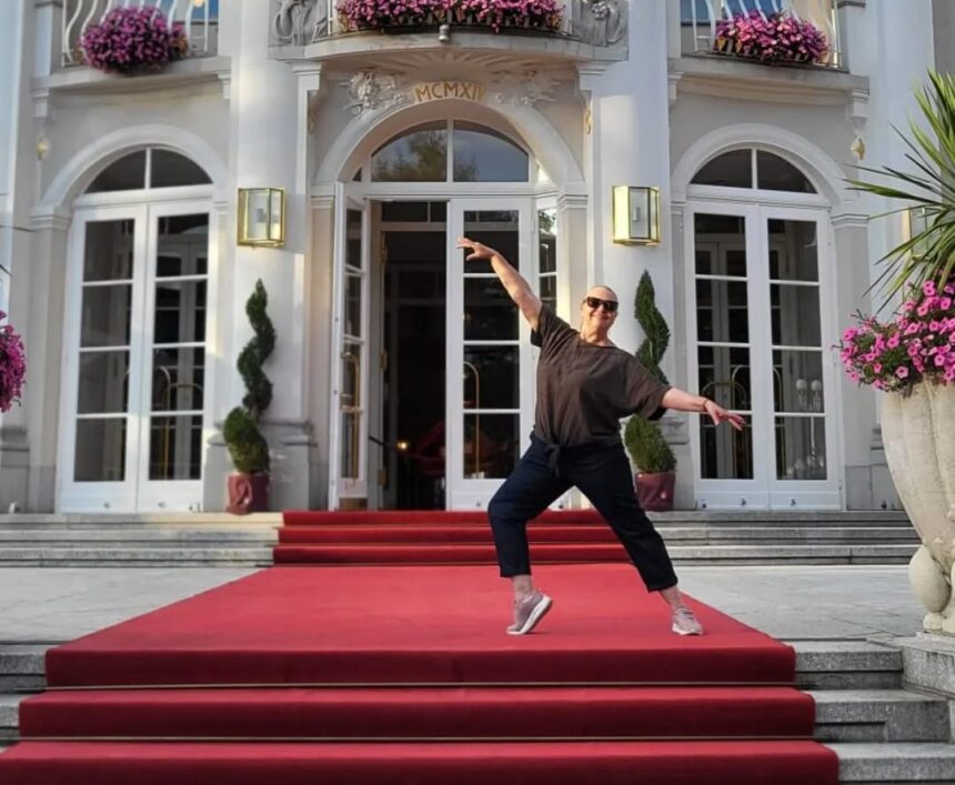 la multi ani stela cocarlea lumina dansului la malul marii aproape cinci decenii de daruire 690801597fdad