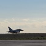 live foto video ministrul apararii ionut mosteanu si comandantul fortelor terestre ale sua in europa si africa prezenti la baza 57 aeriana mihail kogalniceanu 692573006cd0c