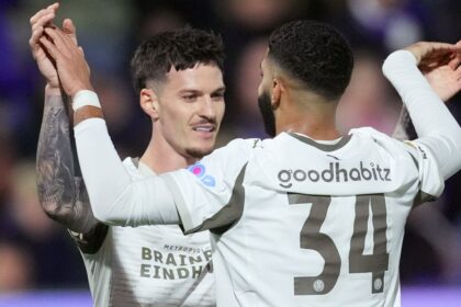 live text olympiakos psv de la ora 2200 in champions league dennis man in prim plan 6909bdc441c55