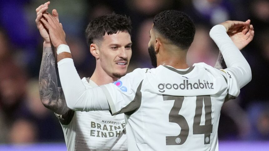 live text olympiakos psv de la ora 2200 in champions league dennis man in prim plan 6909bdc441c55