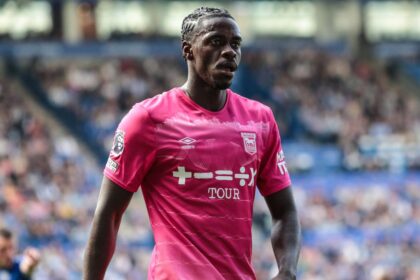 manchester united data in judecata de axel tuanzebe care e motivul 6914ac62a869d