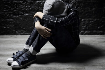 ministrul educatiei cere o analiza privind modul in care un liceu din cluj a gestionat cazul unui copil batut si umilit de colegi 691a0ee6bf8b8