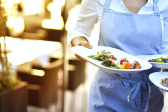 ministrul finantelor despre cota tva in horeca eu inclin sa avem acelasi tratament 69200b53d1cfe