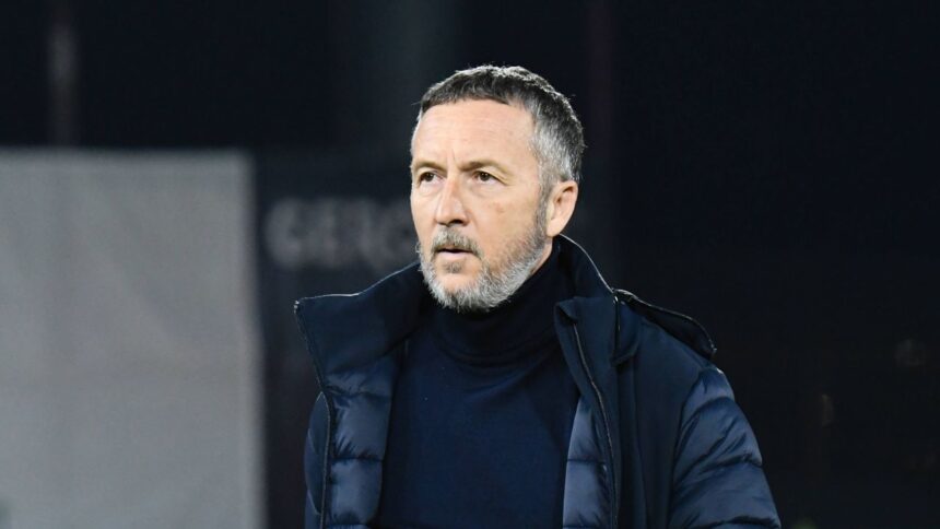 mm stoica i a dat dreptate lui gigi becali si a urecheat un fotbalist de la fcsb nu ai cum sa faci asa 6915040c3f95b