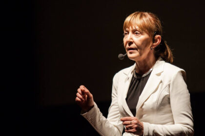 monica macovei fost ministru al justitiei despre pensiile magistratilor exista demisia daca nu iti mai convin conditiile de munca 691373c29ec13