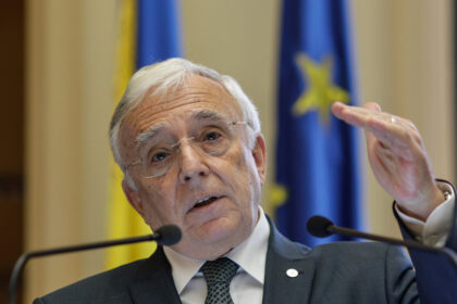 mugur isarescu nu cred ca va mai creste tva ul anul viitor reactia guvernatorului cand a fost intrebat despre cursul euro 69170bb438af5