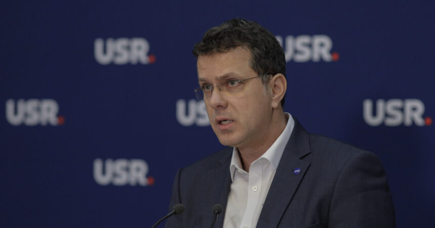 news alert o parte din conducerea usr vrea sa ii retraga sprijinul politic lui ionut mosteanu liderii partidului intra in sedinta surse 692965bebbd30