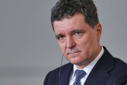 nicusor dan retragerea unor trupe americane nu este o afectare a securitatii ce spune despre miza vizitei sale in sua 69075a1e04c5b