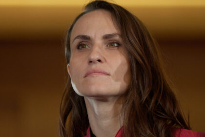 oana toiu dupa redimensionarea trupelor americane miza romaniei este ca apararea pe flancul estic sa fie intarita 690b7d9c124a0