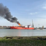 oficial locuitorii din plauru evacuati pericol major de explozie la o nava lovita de dronele rusesti 691aee2790cf7