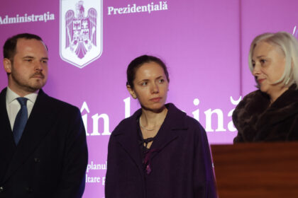 palatul cotroceni iluminat in violet pentru copiii nascuti prematur in romania mesajul partenerei presedintelui nicusor dan 691b8df653cc1