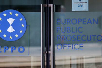 parchetul european trei persoane puse sub acuzare pentru frauda cu fonduri europene intr un caz de finantare a sistemelor de irigatii 691337fa92a28